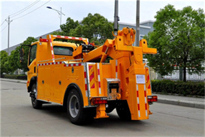 东丰高速路拖车费